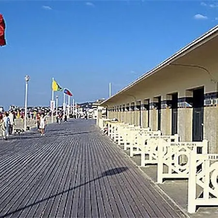 Appartamento Studio Meuble Proche Plage Du Debarquement, Bayeux