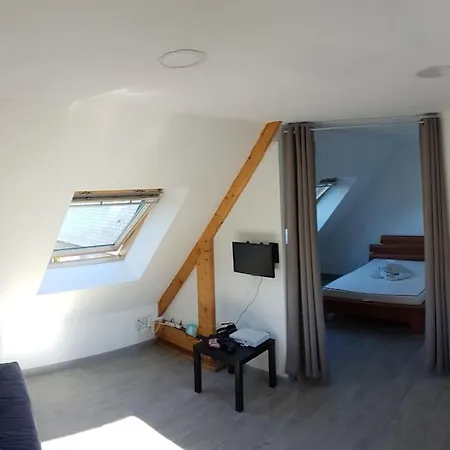 Studio Meuble Proche Plage Du Debarquement, Bayeux Loucelles