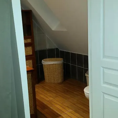 Studio Meuble Proche Plage Du Debarquement, Bayeux Appartamento